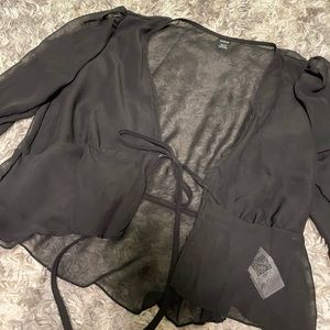 Tie Front mesh long sleeve top